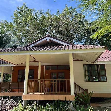 Janzo House Hotell Ban Khlong Mat Eksteriør bilde